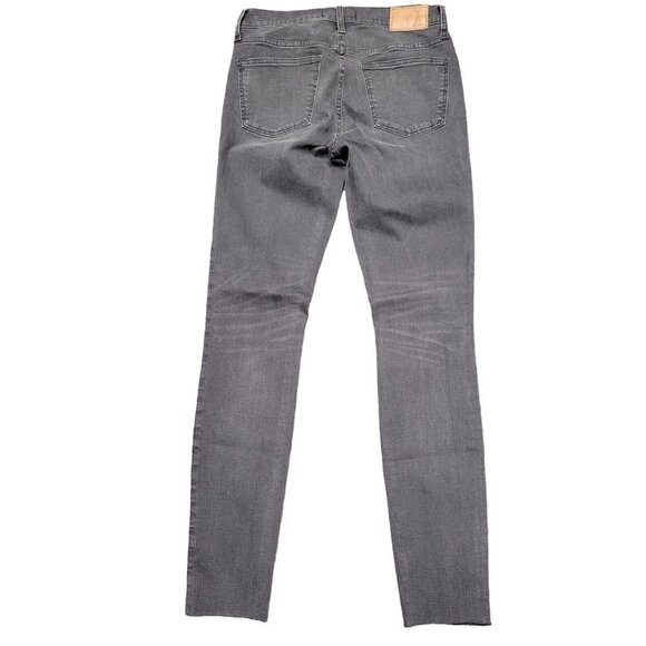 Madewell 9" High-Rise Skinny Distressed Raw Hem Jeans.  Size 27T. Excellent. - Picture 4 of 10